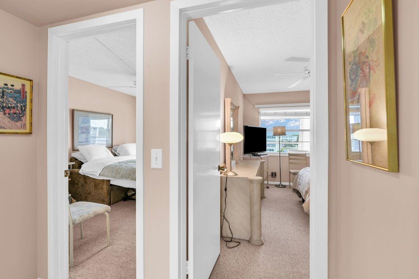 Spacious 4th floor Condo 2 br 2 bath This condo is Fully - photo 19