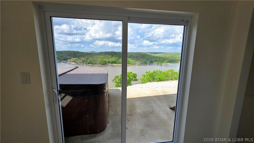 PRICE IMPROVEMENT, SELLER WILL LOOK AT OFFERS! Perched high - photo 21