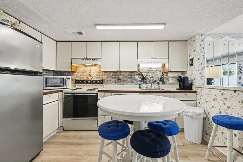 Ocean View Condo in Garden City Beach! Welcome to Carolina - photo 12