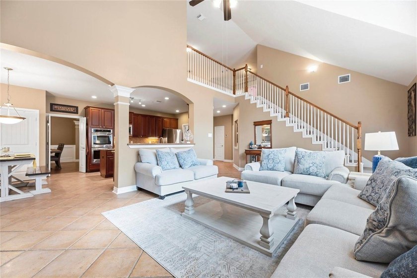 Nestled in Stable Gate, this contemporary home feels like a - photo 20