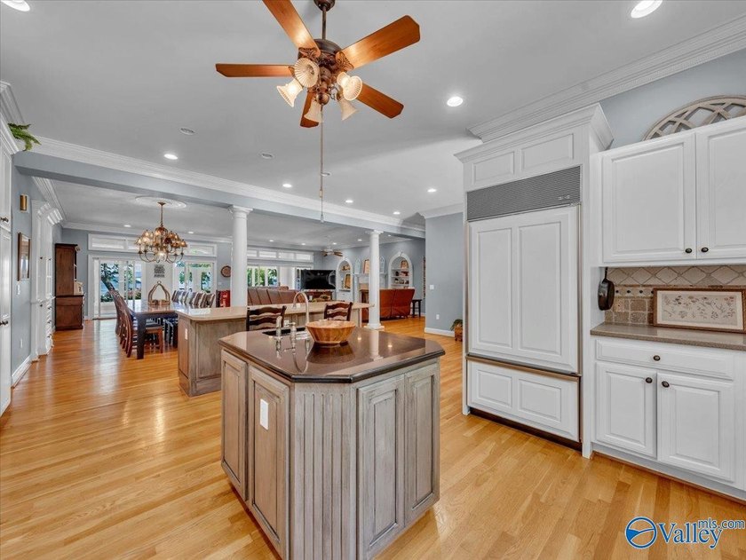 A rare legacy estate on the main channel of Lake Guntersville - photo 22