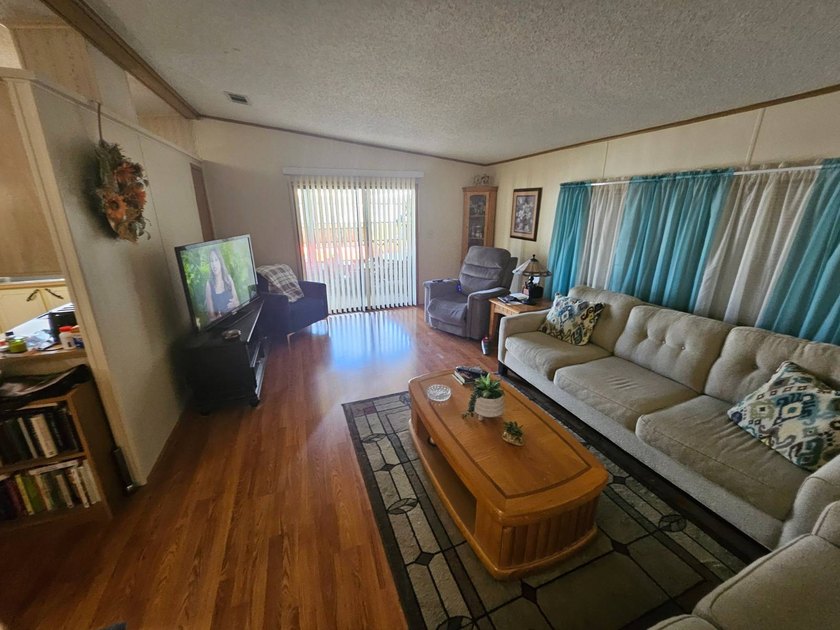 Description ABOUT THIS HOME New Port Richey doublewide with - photo 22