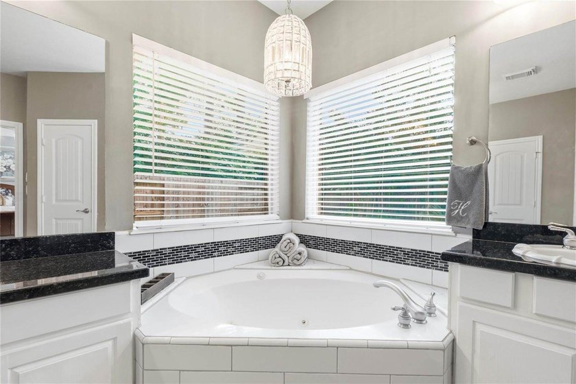 Nestled in Stable Gate, this contemporary home feels like a - photo 27