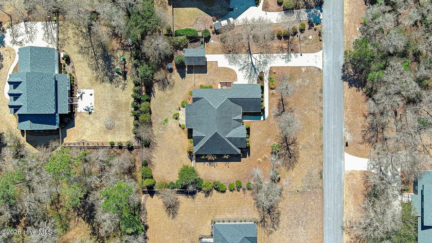 Charming brick home on a spacious lot in Spooners Creek with - photo 50