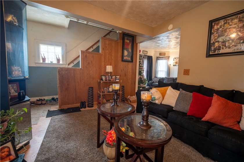 Welcome to a home where space, comfort, and everyday living come - photo 6