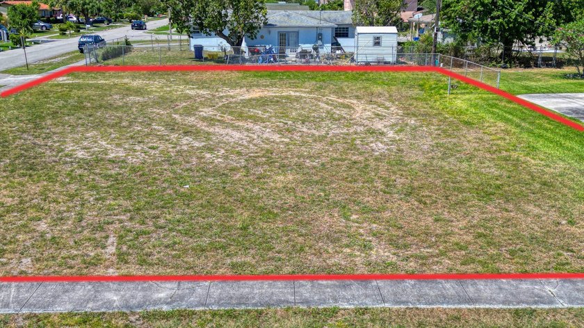 Exclusive and Prestine Corner Lot located in the subdivision of - photo 2