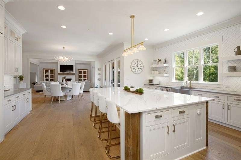 A Rare Estate Offering Luxury Living, Privacy &amp; Timeless - photo 14