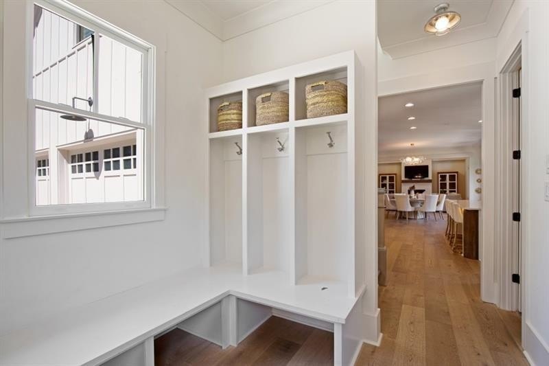 A Rare Estate Offering Luxury Living, Privacy &amp; Timeless - photo 20