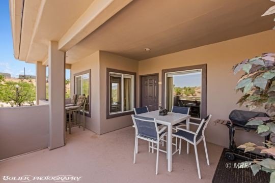 Check out this great condo with an amazing front courtyard - photo 45
