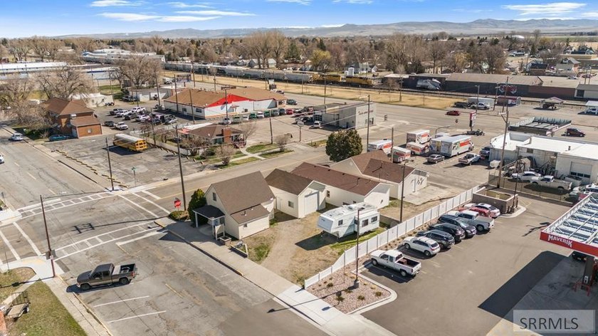 LOCATED BY THE NEW MAVERICK WITH DETACHED SHOP! This property - photo 25