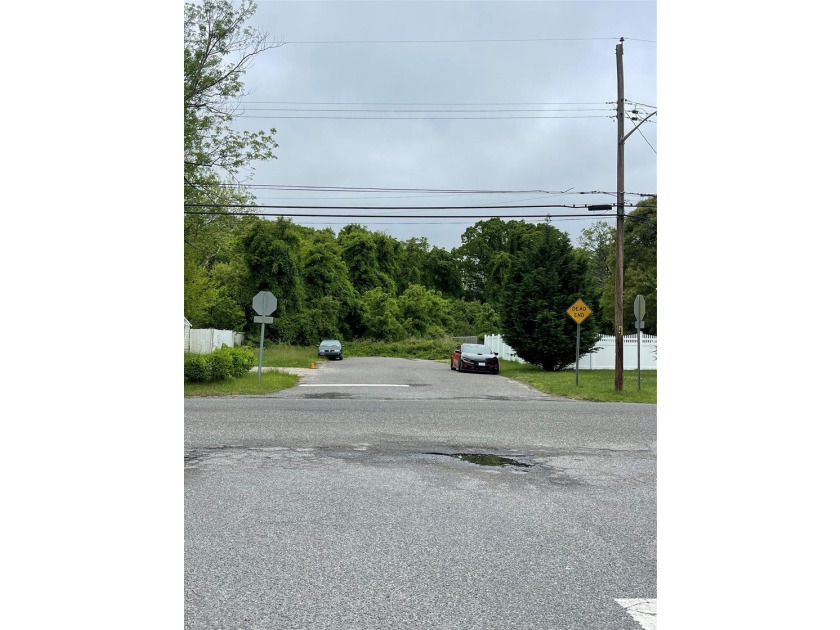Welcome to this exceptional residential buildable lot located on - photo 6