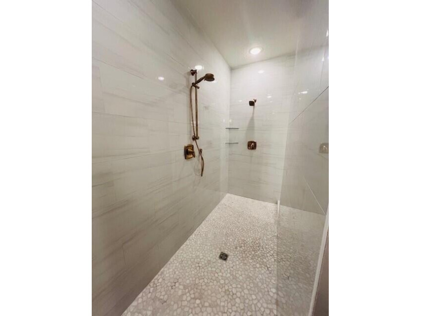 Unbeatable Builder Incentives! Get 2% towards closing costs - photo 11