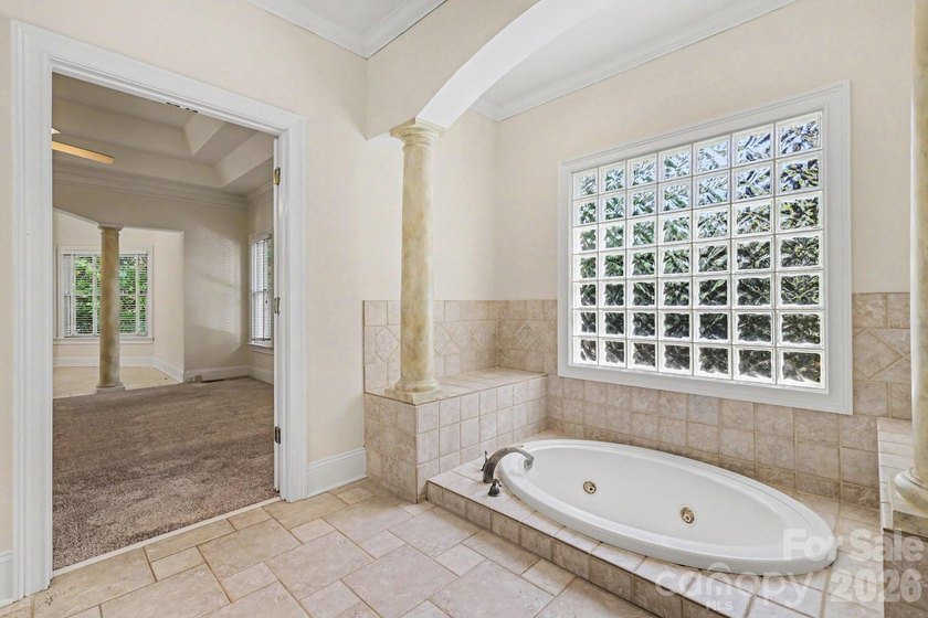 Prestigious Providence Country Club living meets timeless design - photo 12