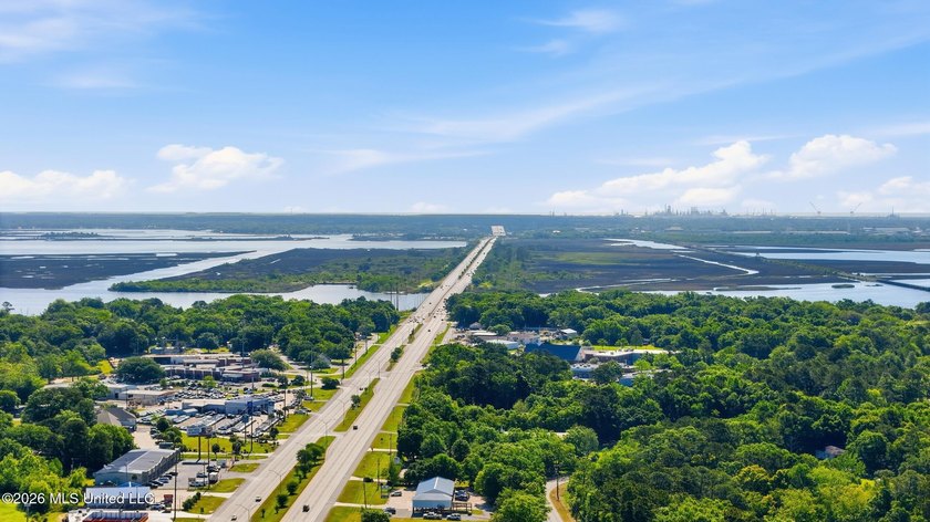 Incredible commercial opportunity on one of the few Highway 90 - photo 12