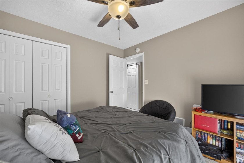If you are looking for carefree living in a golf course - photo 38