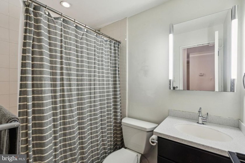 Live right on Rittenhouse Square! Step out of the lobby, cross - photo 17