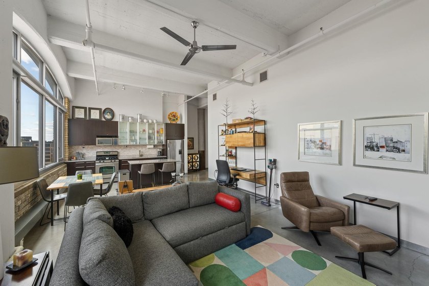 Live in the heart of the North Loop at Tower Lofts. This - photo 9