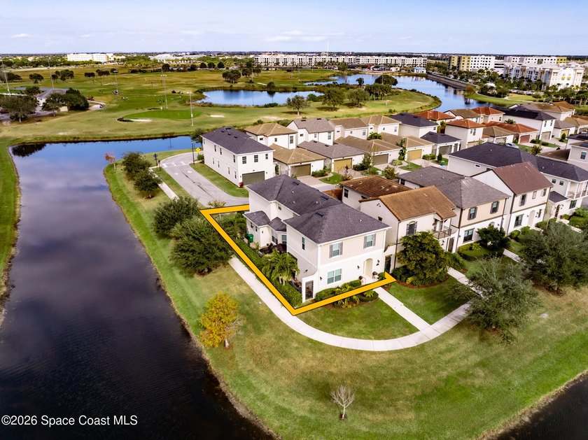 BRING OFFERS! 2800 sq ft of living space!! This Turnkey Family - photo 3