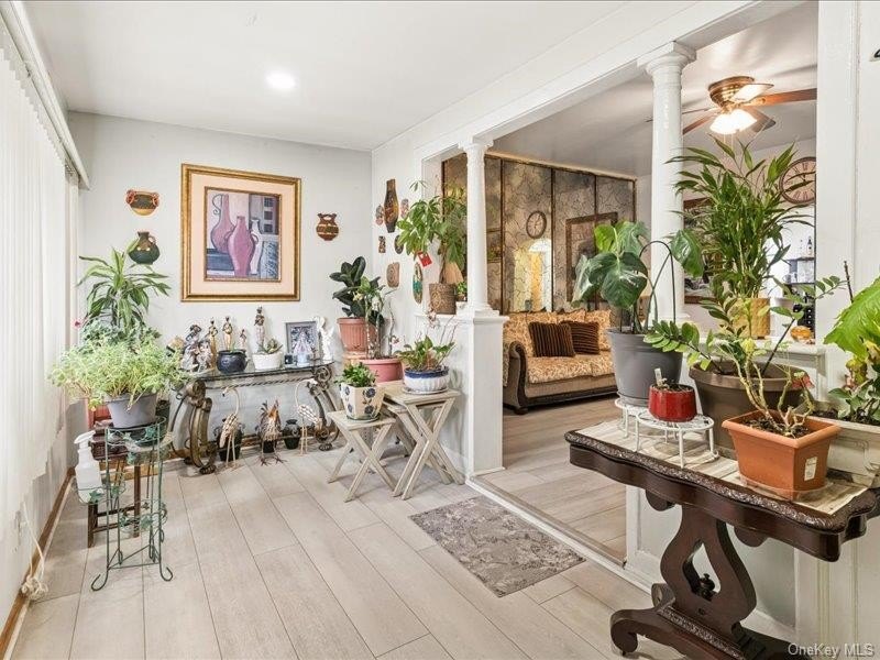 Beautiful Colonial featuring 4 bedrooms and 3 bathrooms - photo 10