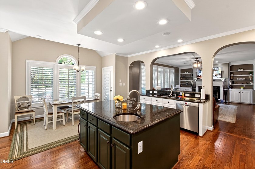 Incredible Home, Incredible Price. Luxury Golf Course Living - photo 15