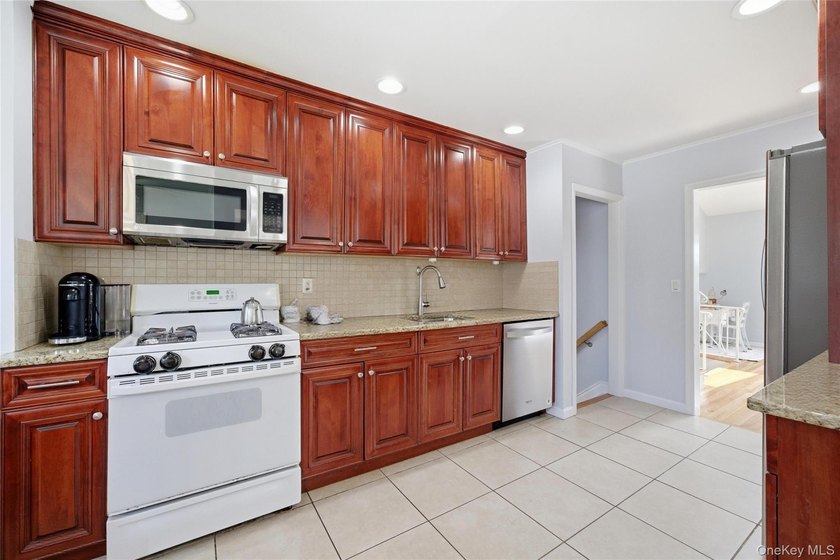NO NEED TO FRET...YOU WILL NOT REGRET...MOVING TO NASSAU SHORES - photo 13