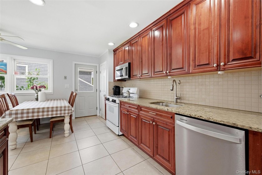 NO NEED TO FRET...YOU WILL NOT REGRET...MOVING TO NASSAU SHORES - photo 14