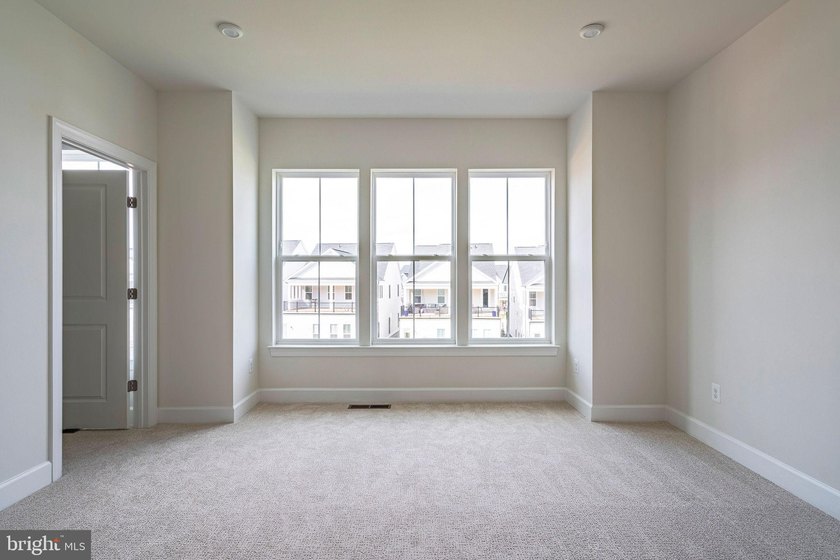 Brand-New Miller &amp; Smith Elevator Brownstone-one of only FOUR - photo 15