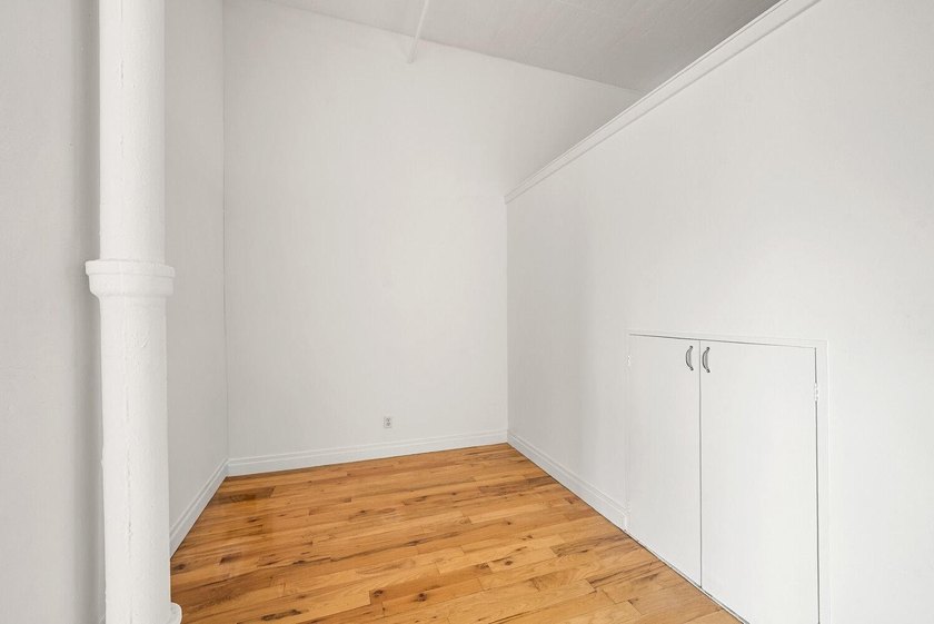 Authentic Loft Living at The Chocolate Factory! Welcome to your - photo 6
