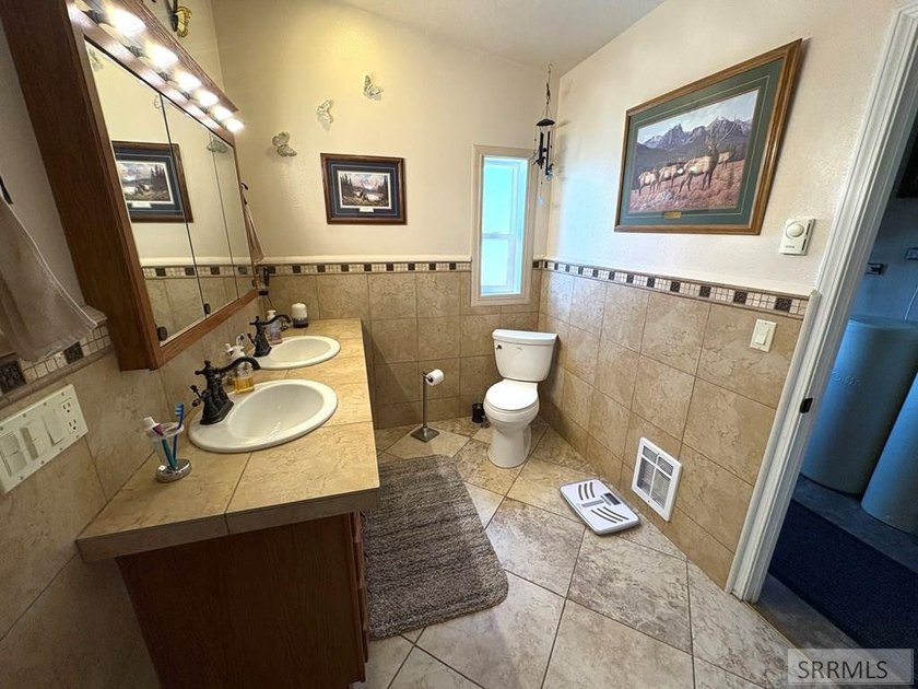 This one-of-a-kind horse property is a rare gem that doesn't - photo 20
