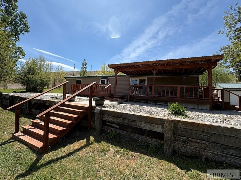 This one-of-a-kind horse property is a rare gem that doesn't - photo 40