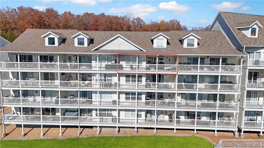 Top-floor, two-story lakefront living in the heart of Osage - photo 41