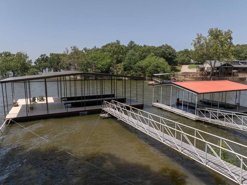 Waterfront on the main lake, across from Duck Creek, 2 boat - photo 8
