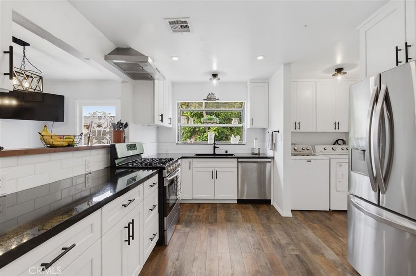 1073 W Upland Ave - photo 11