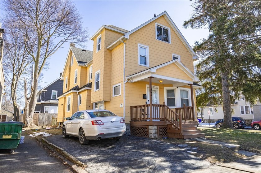 Opportunity knocks! Spacious duplex featuring two 3-bedroom - photo 2
