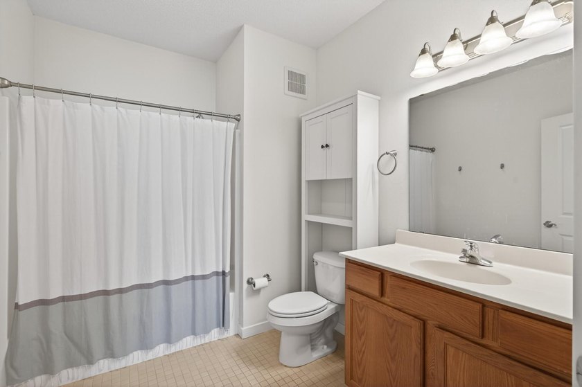 Beautifully updated condo in the heart of the highly - photo 11
