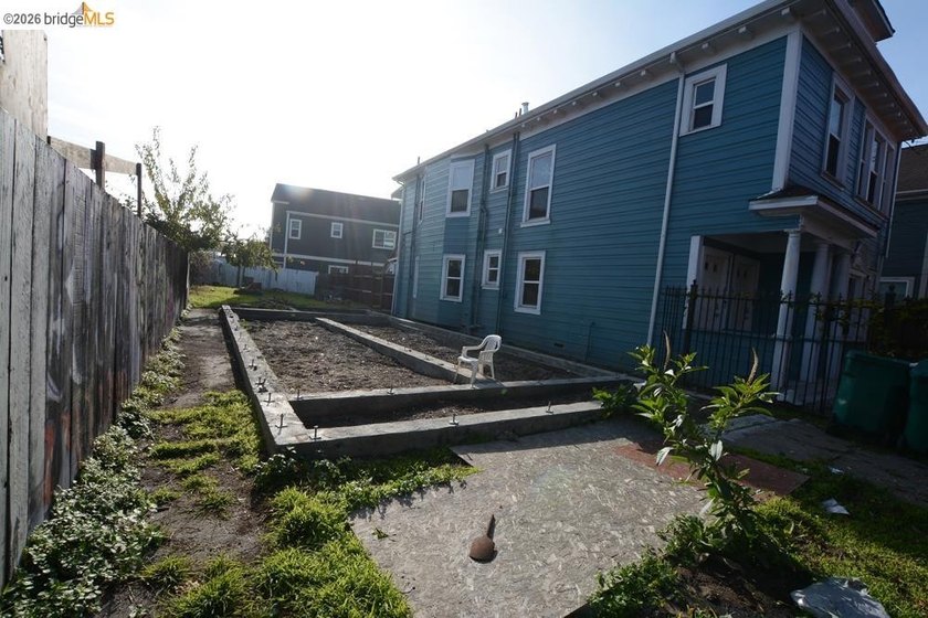 This is a build-ready lot, already zoned for a duplex, with - photo 25
