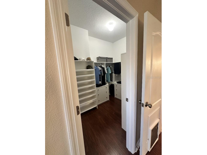 Move in ready and meticulously taken care of 3 bedroom, 2 bath - photo 15