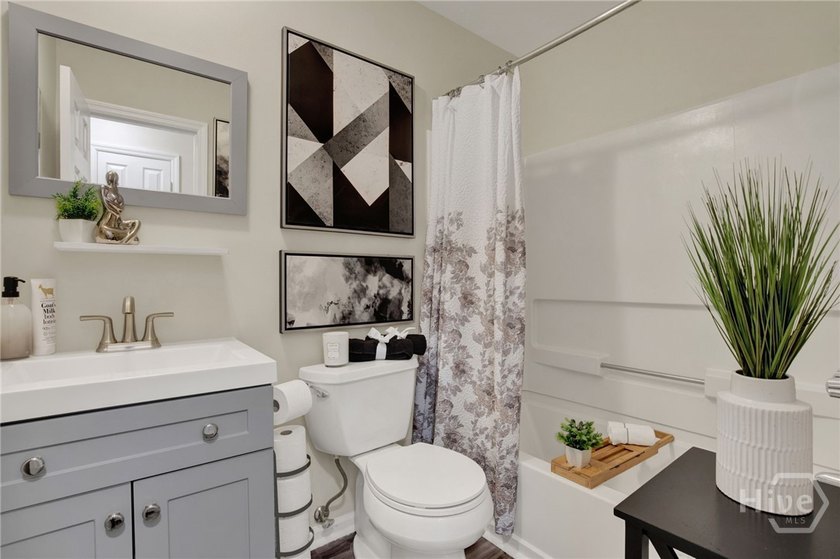 UP TO $20K IN DOWN PAYMENT ASSISTANCE AVAILABLE TO QUALIFIED - photo 21