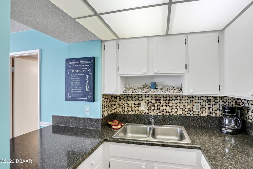 BEST PRICE IN THE BUILDING! DIRECT OCEANFRONT! PREFERRED - photo 22