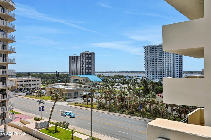 BEST PRICE IN THE BUILDING! DIRECT OCEANFRONT! PREFERRED - photo 33