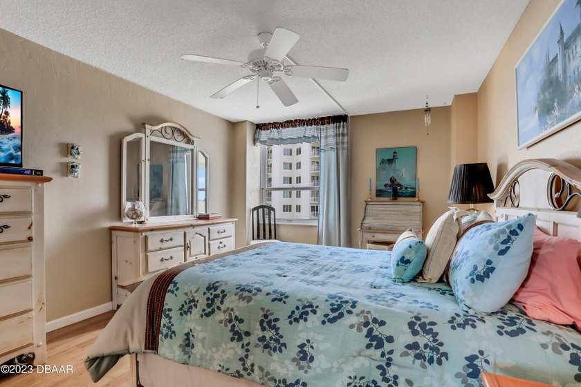 BEST PRICE IN THE BUILDING! DIRECT OCEANFRONT! PREFERRED - photo 35