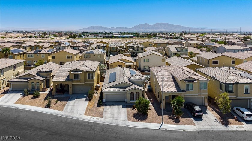 Beautifully appointed 4-bedroom, 2-bath home in Las Vegas' - photo 35