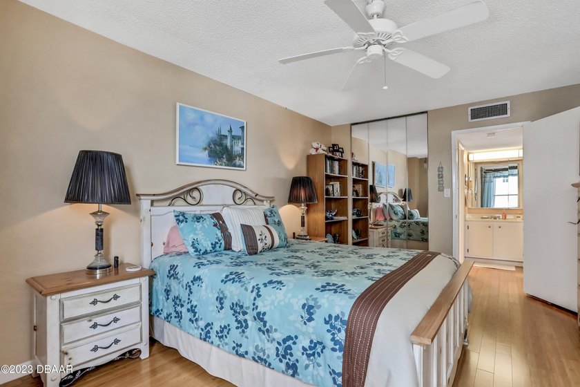 BEST PRICE IN THE BUILDING! DIRECT OCEANFRONT! PREFERRED - photo 37