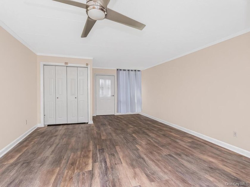 Welcome to 121 Sunset Blvd! Immaculate 2 Bedroom 2 Full Bath - photo 5