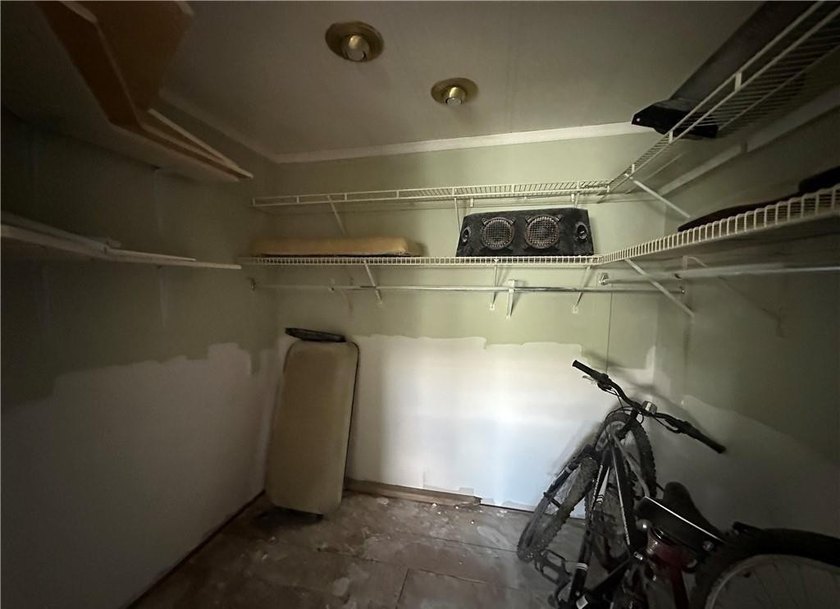 Excellent investment opportunity in this corner-lot home located - photo 28