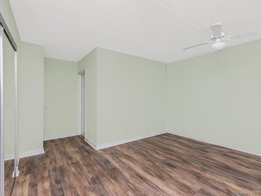 Welcome to 121 Sunset Blvd! Immaculate 2 Bedroom 2 Full Bath - photo 9