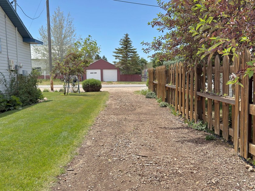 PRICE DROP! Price reduced by $10,000 AND seller will pay $20,000 - photo 7