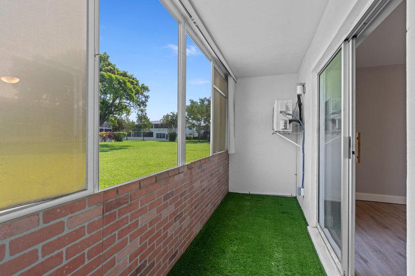 Rarely available and beautifully renovated from top to bottom - photo 12