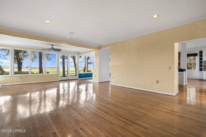 Nestled on a beautifully manicured .34 acre lot on Dataw Island - photo 16