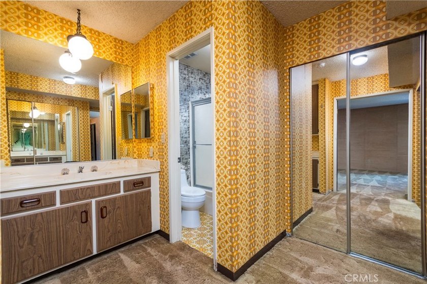 Headline: Rare Top-Floor Opportunity at Patio de Oro - First - photo 16